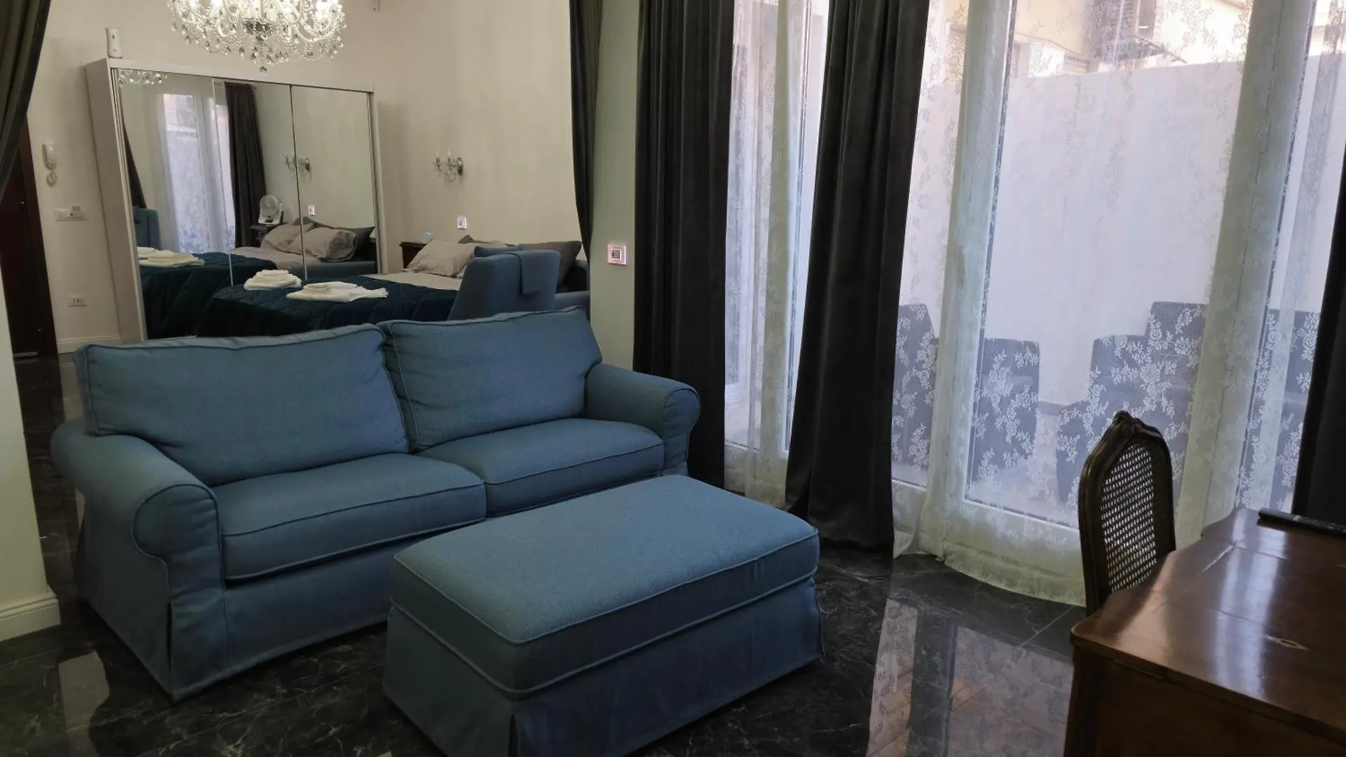 Hotel Mb Monolocale In Via XX Settembre Cagliari Italia